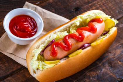 ホットドッグとケチャップ